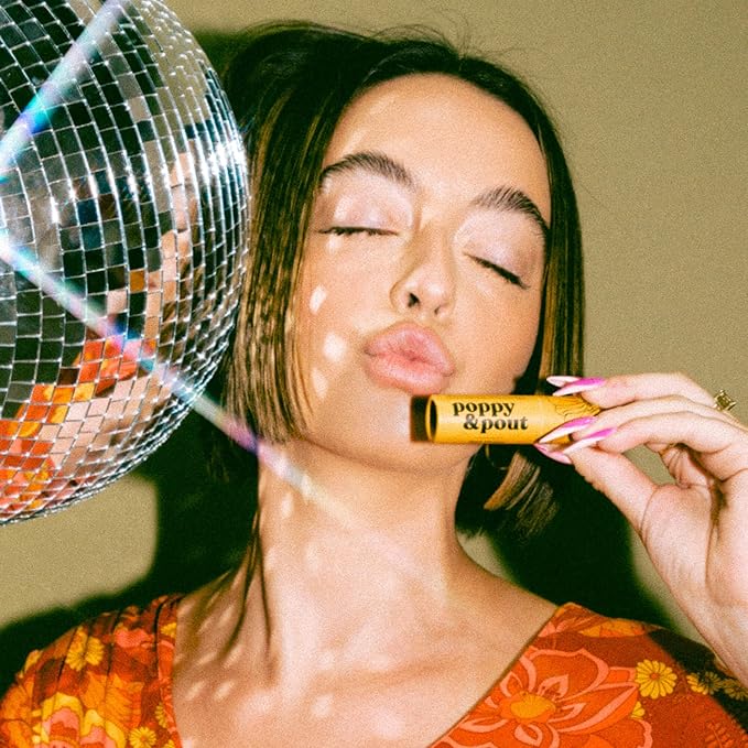 Poppy & Pout Wild Honey Jumbo Lip Balm | All Natural Lip Balms & Moisturizers | Hydrates with Beeswax, Vitamin E, Organic Coconut Oil | Cruelty-Free | Lip Balm in Recyclable Cardboard Tube-Velvo Beauty