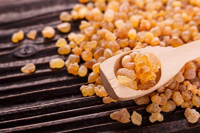 US Organic 100% Pure Frankincense (Boswellia Carteri) Essential Oil - Sourced from The Horn of Africa, USDA Certified Organic, Use Topically or in Diffuser, Perfect for Yoga or Meditation (10 ml)-Velvo Beauty