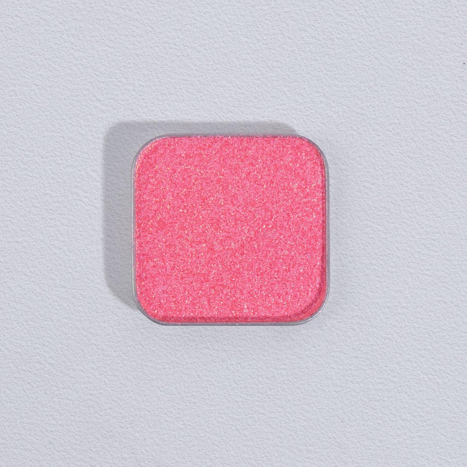 Chameleon Single Eyeshadow – Soft Gold-Pink, Pressed Powder,Square Pan, Fits Magnetic Palettes, High Pigment, Smudge-Proof, Smooth Blend, All-Day Wear (Sunpetal)-Velvo Beauty