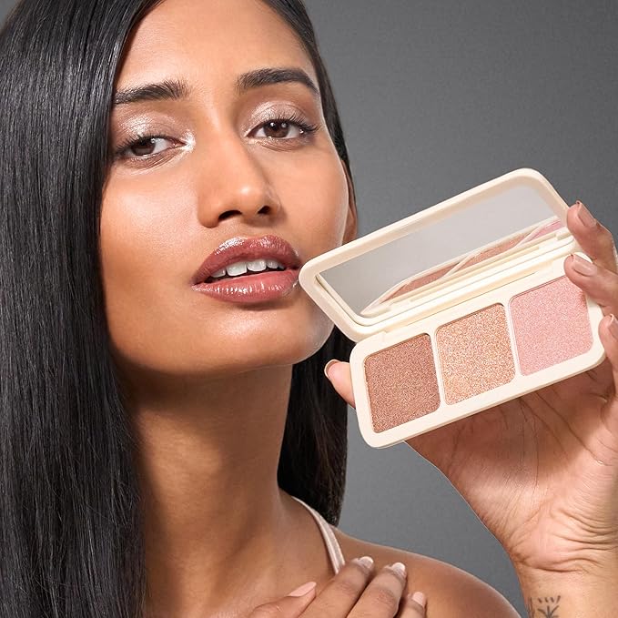 COVER FX Custom Enhancer Highlighter Makeup Palette - Buildable Illuminating Highlight - Use on Eyes, Cheeks and Body - Travel Friendly-Velvo Beauty