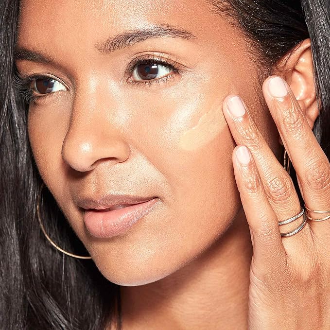 Honest Beauty Everything Glow Primer for All Skin Types | Preps, Brightens, + Hydrates Skin | 2 Types of Hyaluronic Acid, Watermelon + Apple Extracts | EWG Verified, Vegan + Cruelty Free | 1 fl oz-Velvo Beauty