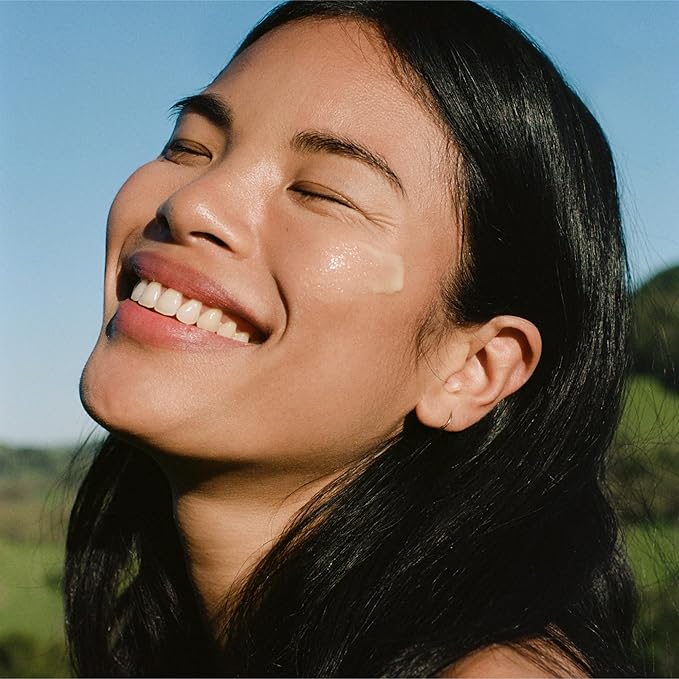 Ursa Major Mountain Glow Natural Face Serum | Vegan Daily Facial Moisturizer | Combat Wrinkles & Sagging Skin | Boost Radiance and Skin Glow | Cruelty-Free & Non-Toxic | For Men & Women | 1.0 ounce-Velvo Beauty