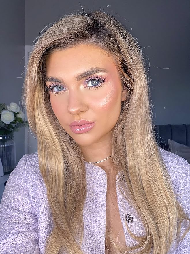 Makeup Revolution Hydrate Primer, Water-Based Primer with Vitamin E & Hyaluronic Acid, Lightweight Formula, Vegan & Cruelty-Free, 0.95 Fl Oz-Velvo Beauty