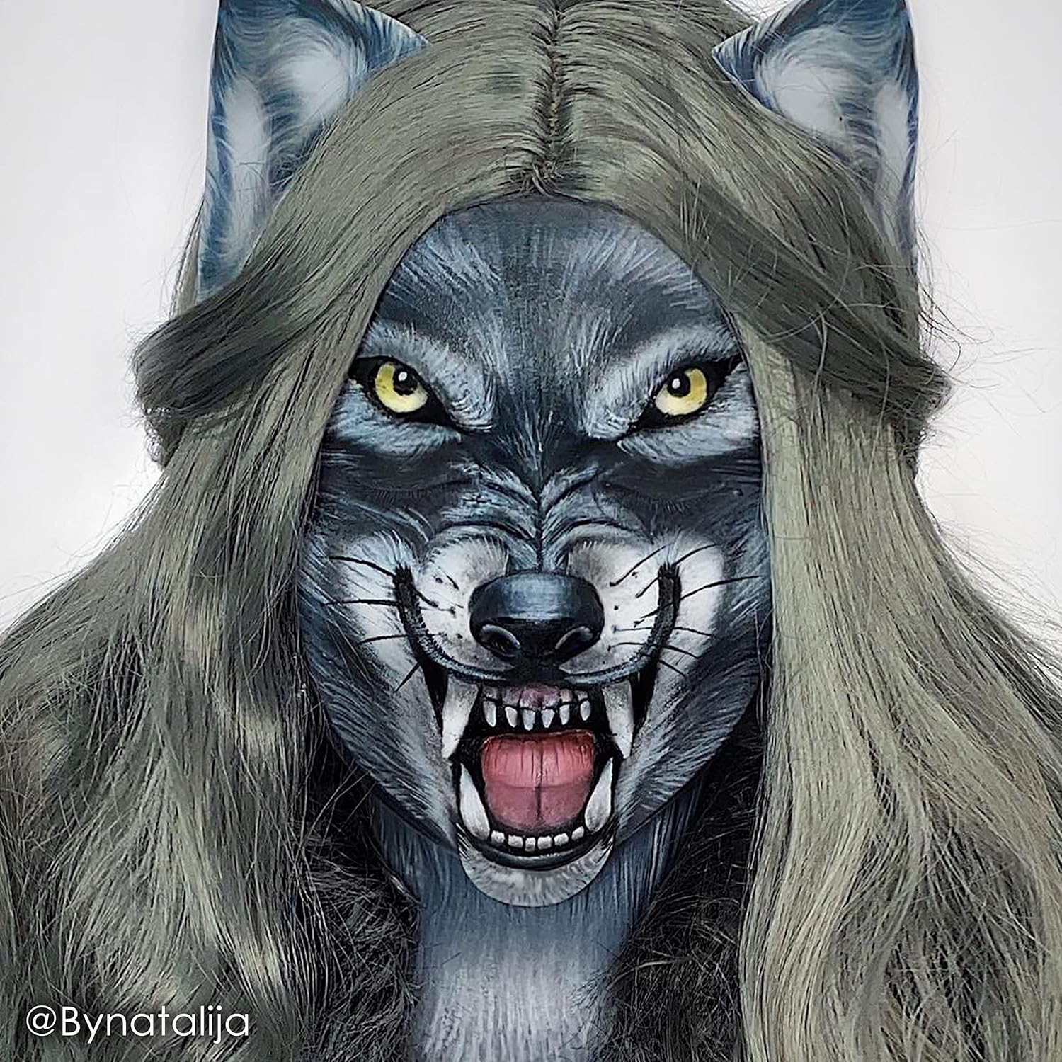 Mehron Makeup StarBlend Cake Makeup | Wet/Dry Pressed Powder | Powder Foundation | Monster Grey Face Paint & Body Paint 2 oz (56g)-Velvo Beauty