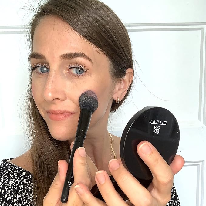 Emani Pressed Mineral Foundation - 290 Sand-Velvo Beauty