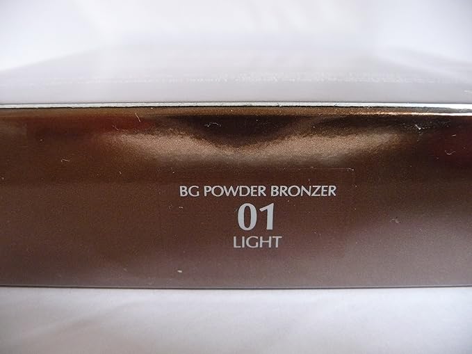 Estée Lauder Bronze Goddess Powder Bronzer 01 Light-Velvo Beauty