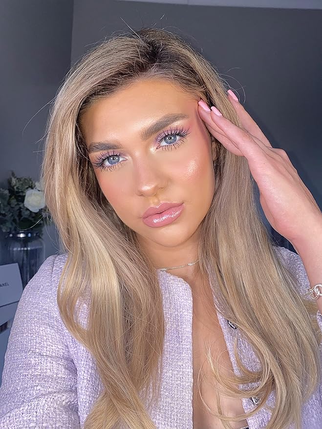 Makeup Revolution Hydrate Primer, Water-Based Primer with Vitamin E & Hyaluronic Acid, Lightweight Formula, Vegan & Cruelty-Free, 0.95 Fl Oz-Velvo Beauty