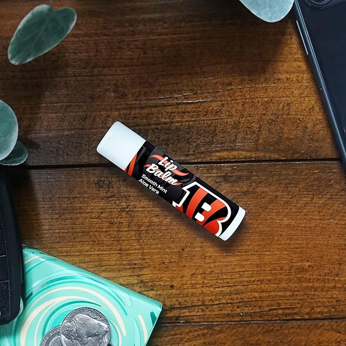 FANMATS 34633 Cincinnati Bengals Smooth Mint SPF 15 Lip Balm-Velvo Beauty