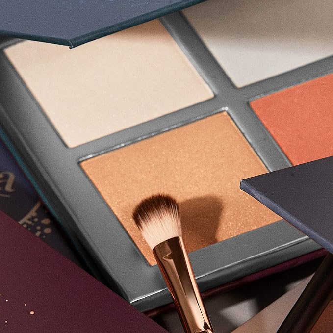 Pippa of London Eclipse Highlighter Palette 381 Make Up for Cheeks and Face with 4 Luxury Highlighters in a Silver Gold Case with Mirror-Velvo Beauty
